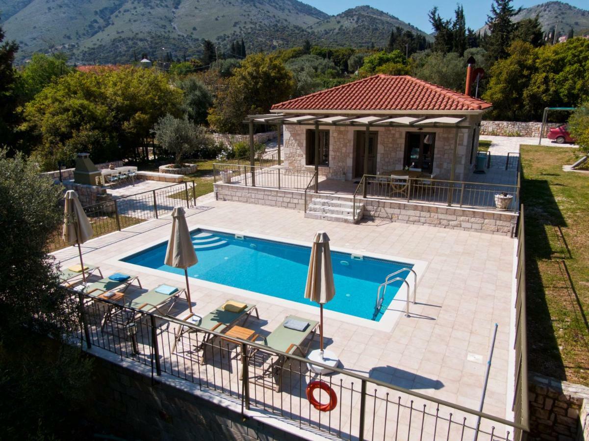 Logarata Forest Villas Kefalonia מראה חיצוני תמונה