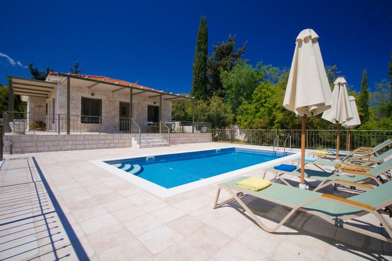 Logarata Forest Villas Kefalonia מראה חיצוני תמונה