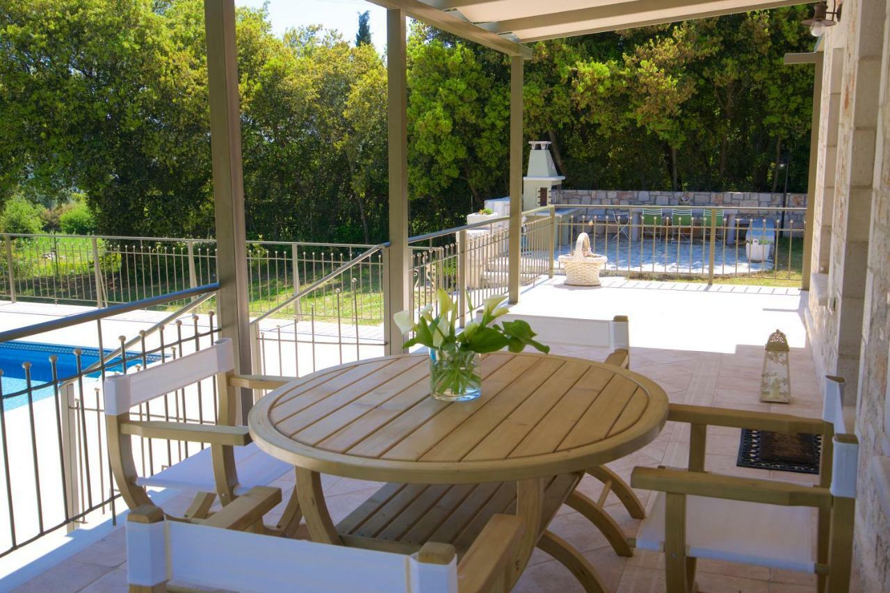 Logarata Forest Villas Kefalonia מראה חיצוני תמונה