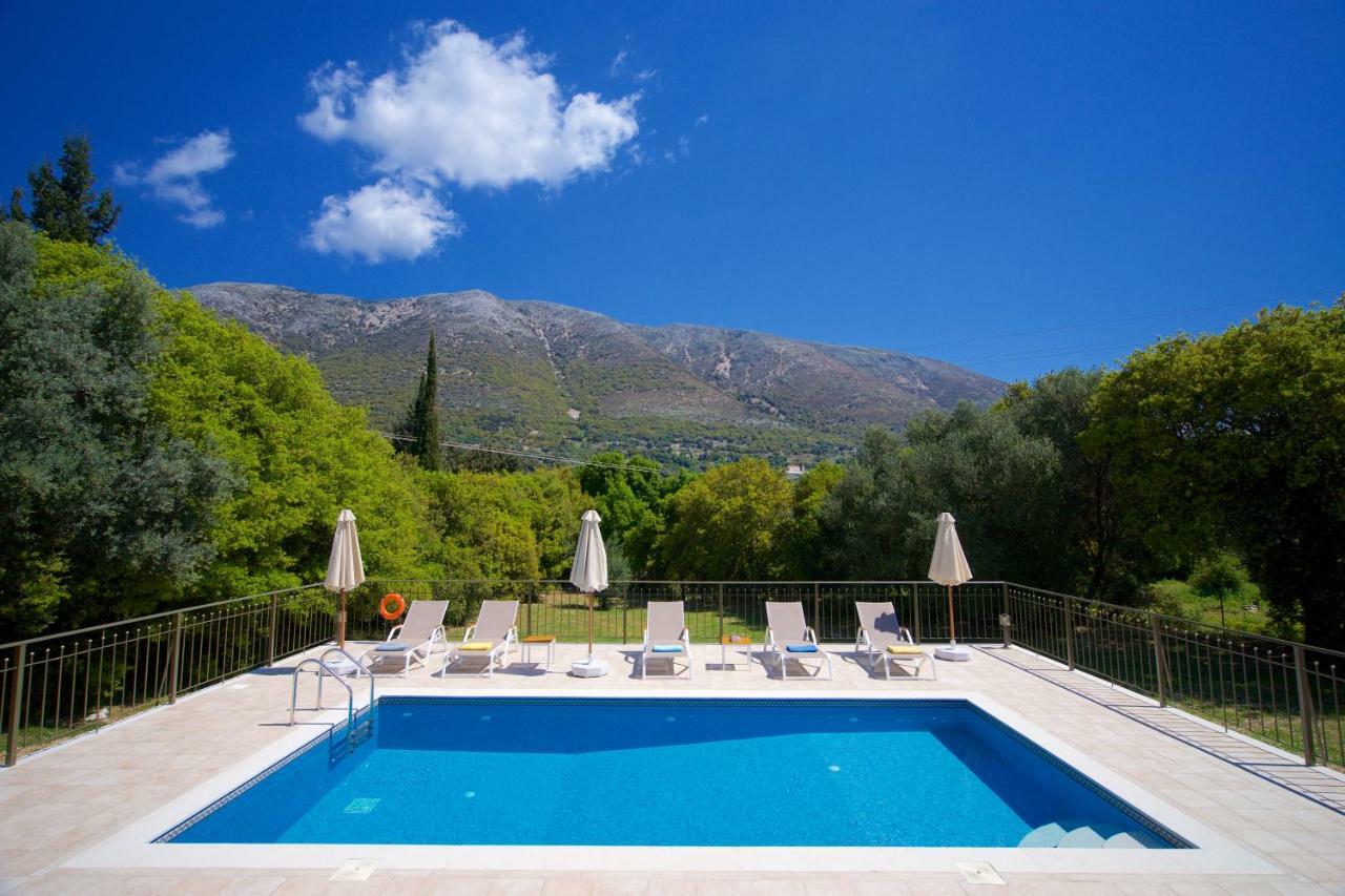 Logarata Forest Villas Kefalonia מראה חיצוני תמונה
